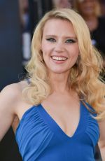 KATE MCKINNON at ‘Ghostbusters’ Premiere in Hollywood 07/09/2016