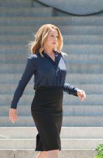 KATHERINE HEIGL on the Set of 