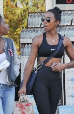 KELLY ROWLAND at Bristol Farms in Los Angeles 07/20/2016