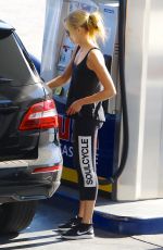 KIMBERLY SYEWART at a Gas Station in Studio City 07/26/2016