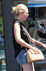 KIRSTEN DUNST at 7 eleven in los angeles 07/20/2016