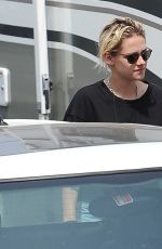 KRISTEN STEWART Preparing for a Road Trip in Los Angeles 07/30/2016