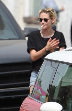 KRISTEN STEWART Preparing for a Road Trip in Los Angeles 07/30/2016