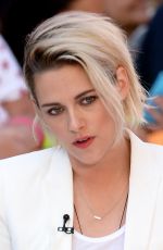 KRISTENNSTEWART onnthenSet of Good Morning America 07/11/2016