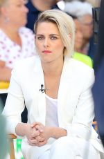 KRISTENNSTEWART onnthenSet of Good Morning America 07/11/2016