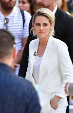 KRISTENNSTEWART onnthenSet of Good Morning America 07/11/2016