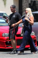 LINDA HOGAN Out for Lunch in Beverly Hills 07/03/2016