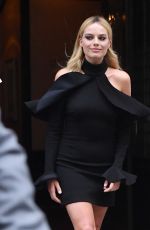 MARGOT ROBBIE Heading to Tonight Show Starring Jimmy Fallon in New York 07/28/2016