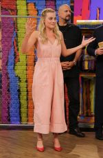 MARGOT ROBBIE on the Set of Despierta America in Miami 07/25/2016