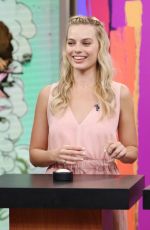 MARGOT ROBBIE on the Set of Despierta America in Miami 07/25/2016