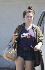 MCKAYLA MARONEY Leaves Acupuncture Clinic in Los Angeles 07/15/2016