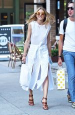 OLIVIA PALERMO Out and About in New York 07/21/2016
