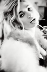 PIA MIA PEREZ in Paper Magazine, Summer 2016