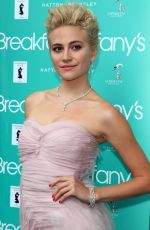 PIXIE LOTT at Breakfast at Tiffany