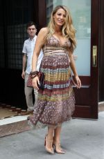 Pregnant BLAKE LIVELY Out and About in New York 07/13/2016