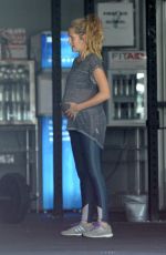 Pregnant TERESA PALMER Working Out in Los Angeles 07/27/2016