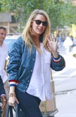 Pregnent BLAKE LIVELY Out and About in New York 07/11/2016