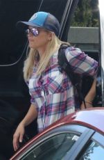 REESE WITHERSPOON Arrives at Airport in Vancouver 07/21/2016