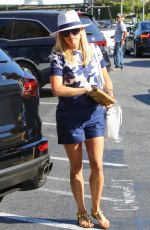 REESE WITHERSPOON Out and About in Brentwood, 07/15/2016