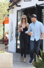 ROSIE HUNTINGTON-WHITELEY and Jason Statham Out Shopping in Malibu 07/29/2016