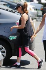 SARAH MICHELLE GELLAR Leaves a Gym in Santa Monica 07/10/2016