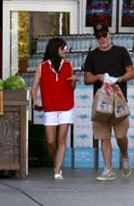SELMA BLAIR Shoppong Groceries in Beverly Hills 07/16/2016