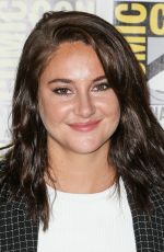 SHAILENE WOODLEY at Snowden Press Line at Comic-con in San Diego 07/21/2016
