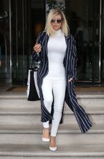 STACY FERGIE FERGUSON Out and About in London 07/09/2016