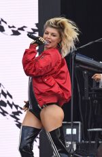 STACY FERGIE FERGUSON Performs at Wireless Festival 2016 in Finsbury Park 07/10/2016