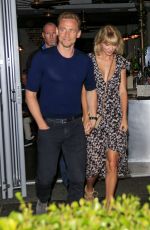 TAYLOR SWIFT Out for Dinnner in Australia 10/07/2016