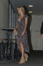 TAYLOR SWIFT Out for Dinnner in Australia 10/07/2016