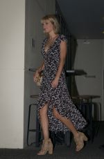 TAYLOR SWIFT Out for Dinnner in Australia 10/07/2016