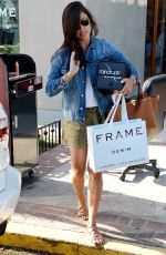 VANESSA LACHEY Shopping at Frame Denim in Hollywood 07/08/2016