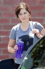 XOOEY DESCHANEL Leaves a Gym in Los Angeles 07/12/1206