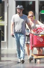 AMY ADAMS Shopping at Target in Los Angeles 08/12/2016