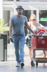 AMY ADAMS Shopping at Target in Los Angeles 08/12/2016