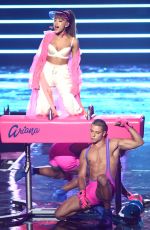 ARIANA GRANDE and NICKI MINAJ Performs at 2016 MTV VMA in New York 08/28/2016