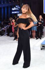 ARIANA GRANDE at 2016 MTV Video Music Awards in New York 08/28/2016