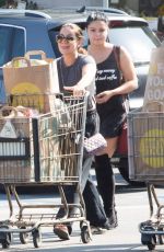 ARIEL WINTER Shopping at Whole Foods in Los Angeles 08/27/2016