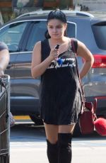ARIEL WINTER Shopping at Whole Foods in Los Angeles 08/27/2016