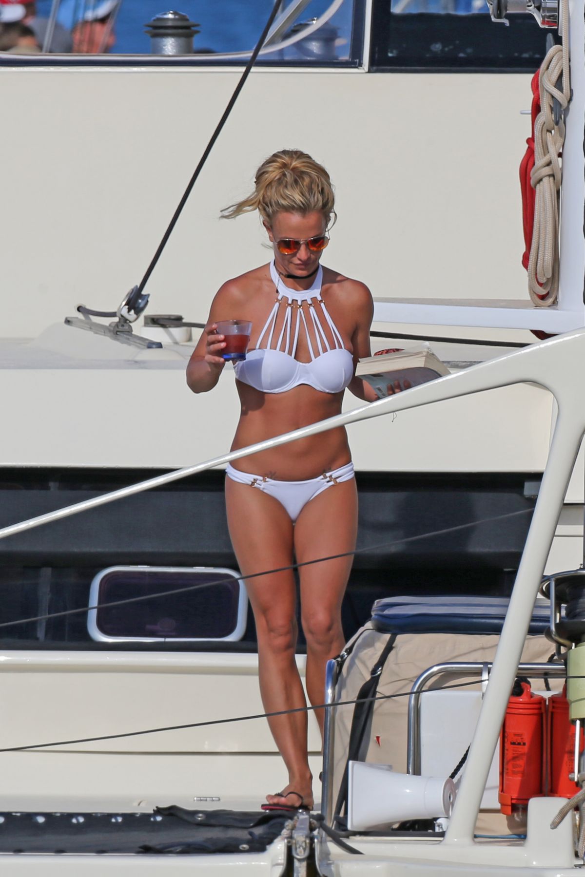 britney spears boat tour