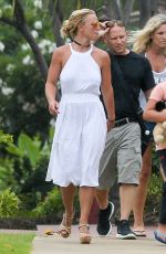 BRITNEY SPEARS Out Shopping in Hawaii 08/07/2016