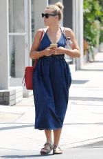 BUSY PHILIPPS Out and About in Los Angeles 08/03/2016