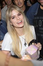 CARLSON YOUNG at Sao Paulo Airport 08/27/2016