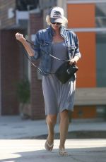 CHARLIZE THERON Out and About i Los Angeles 08/29/2016