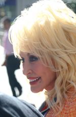 DOLLY PARTON Out and About in New York 08/23/2016