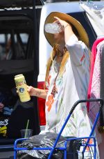 DREW BARRYMORE Shopping at a Flea Market in Los Angeles 08/14/2016