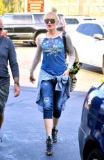 GWEN STEFANI Out and About in Beverly Hills 08/28/2016