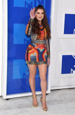 HAILEE STEINFELD at 2016 MTV Video Music Awards in New York 08/28/2016