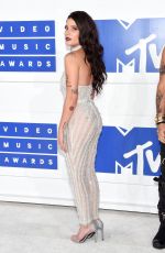 HALSEY at 2016 MTV Video Music Awards in New York 08/28/2016